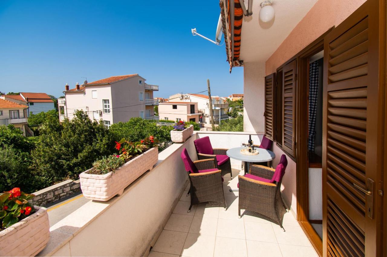 Apartments Happy Place Vodice Dış mekan fotoğraf